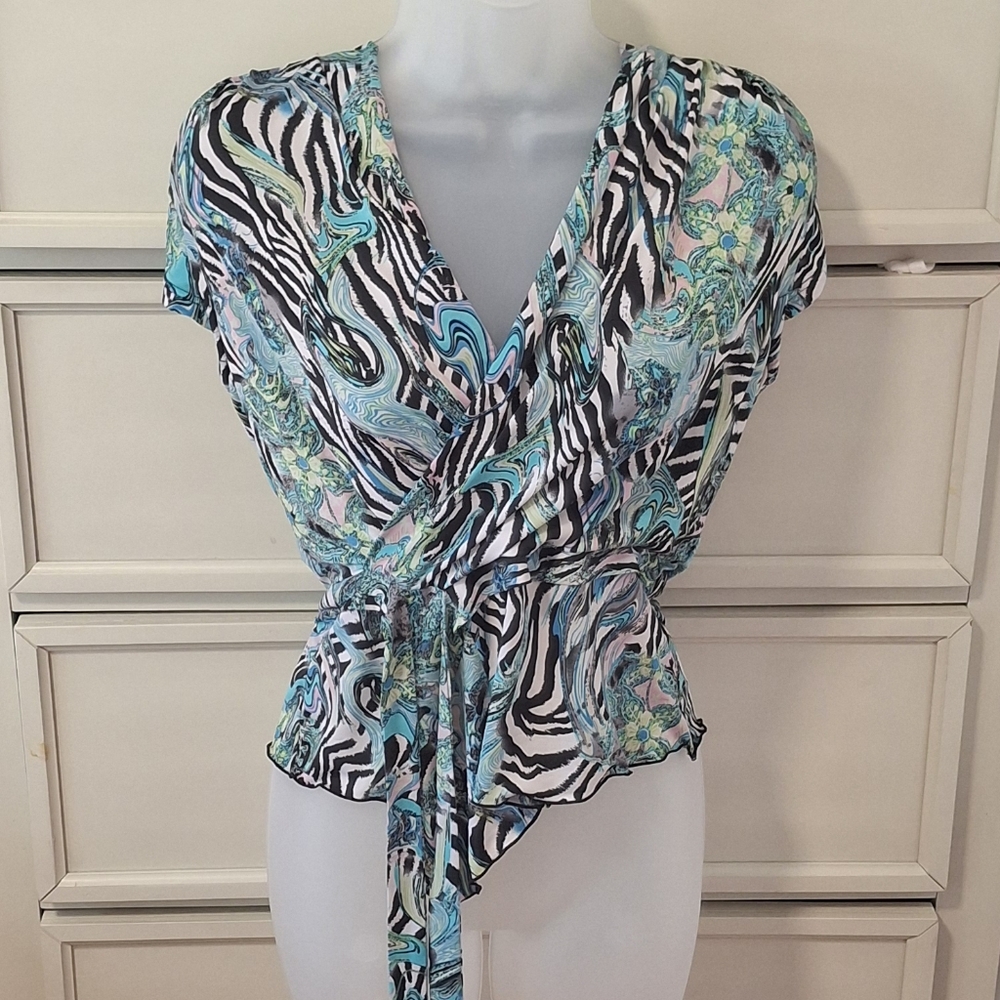 Beiteru Swirly Wrap Blouse